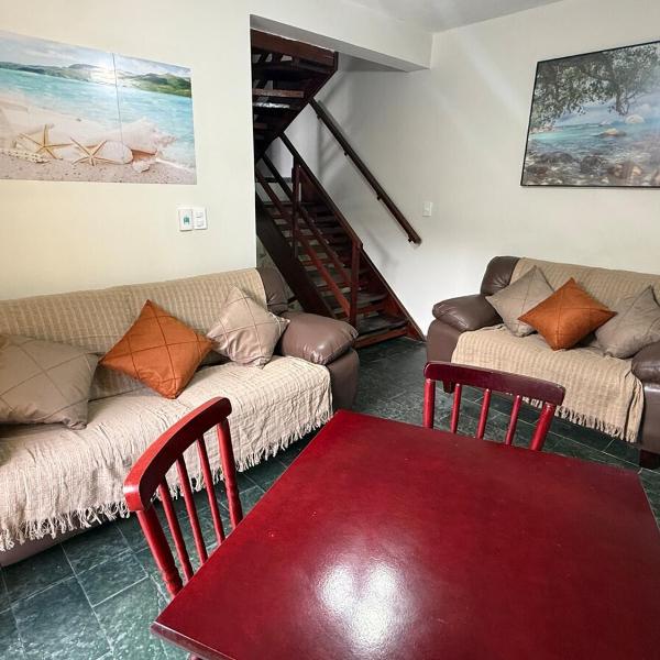 TRIPLEX piscina churrasqueira lava e seca Wi-Fi e 2 TVs em Condomínio com 90m2 no centro de Ubatuba - Foto 4