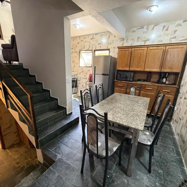 TRIPLEX piscina churrasqueira lava e seca Wi-Fi e 2 TVs em Condomínio com 90m2 no centro de Ubatuba - Foto 3