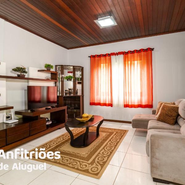 Casa com Churrasq. a 220m Praia Vermelha HJ6812