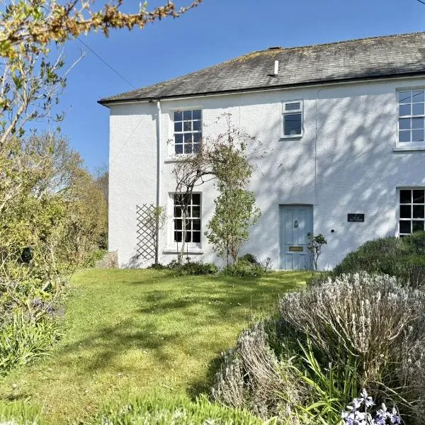 1 Lilac Cottages, hotel din Lyme Regis