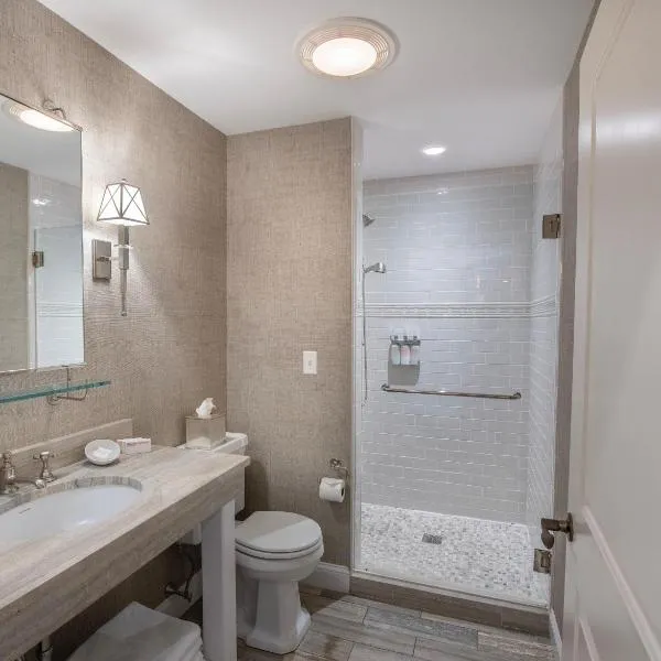 The Grand Hotel, Hotel in Kennebunk