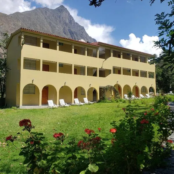 Condominio La Curva, hotel a Churín