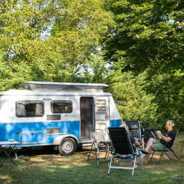 Onlycamp - La montagne de Reims, ξενοδοχείο σε Courmelois