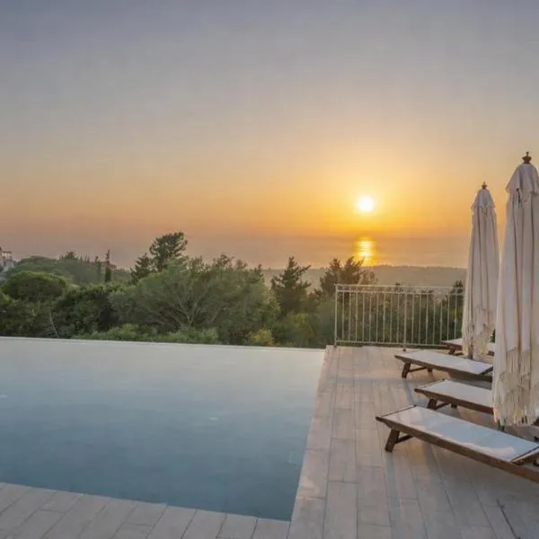 Hellosummer Boutique suites,near fiscardo!, ξενοδοχείο στα Αντιπάτα Ερισού