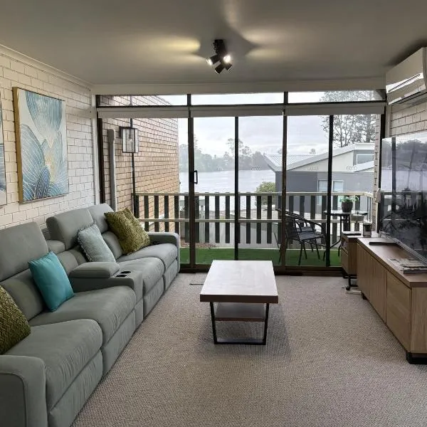 Young unit1 Water Views, hotel di Nagambie