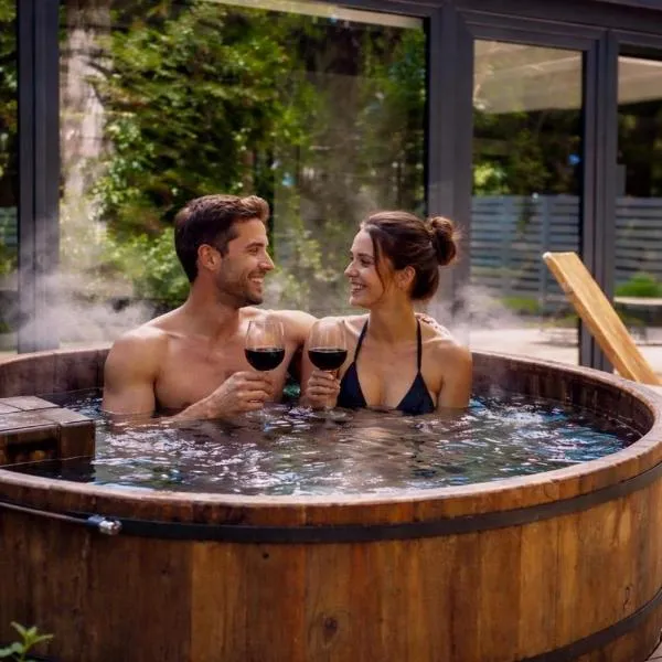 Calma Cabins – hotel w mieście Puerto Clocker