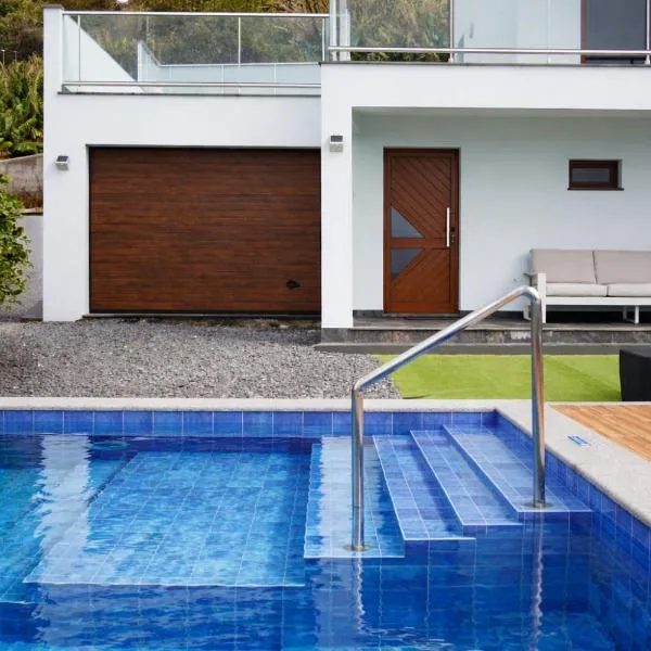 Villa O Pomar with optional heated pool, хотел в Пол до Мар