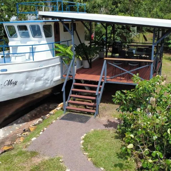 Gracie - May Unique boat stay with ocean views، فندق في Wagait Beach