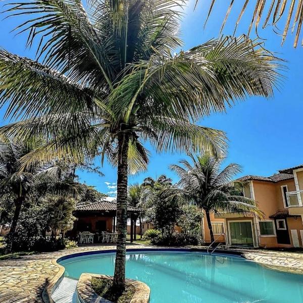 Amavel Casa em Cond. de frente para a Praia Rasa