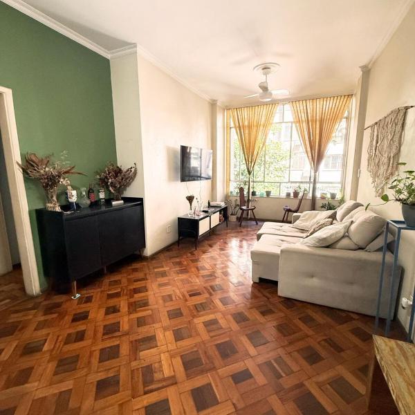 2Bedroom Apartment in Copacabana 5min from the beach! Prime Location!