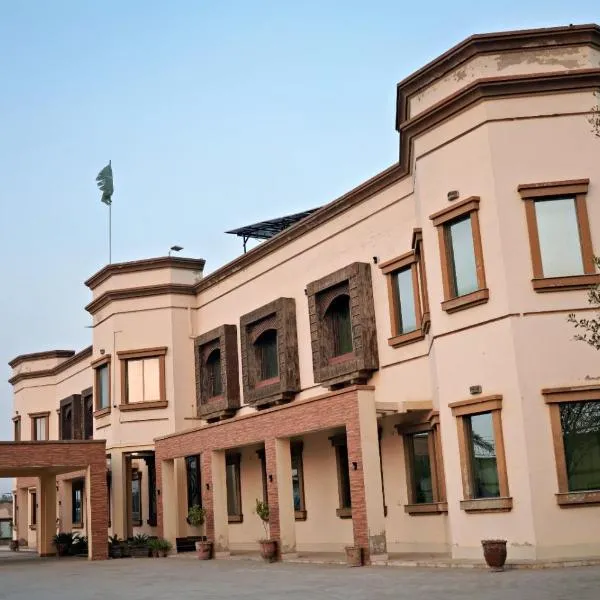 Midway Hotel & Restaurant, ξενοδοχείο σε Sadiqabad