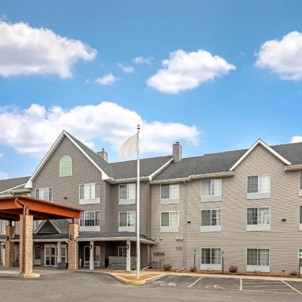 Country Inn & Suites by Radisson, West Bend, WI, hotel di West Bend