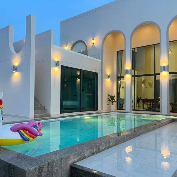 Nacha Pool Villa Cha-am, hotel Csaamban