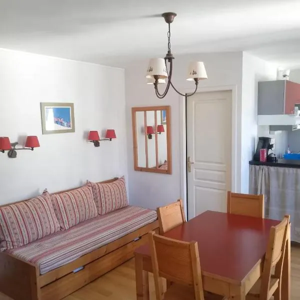 Appartement 2-4 personnes Bagnères de Luchon، فندق في لوشون