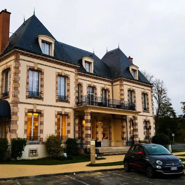 Résidence Château du Mée, hotel a Le Mée-sur-Seine
