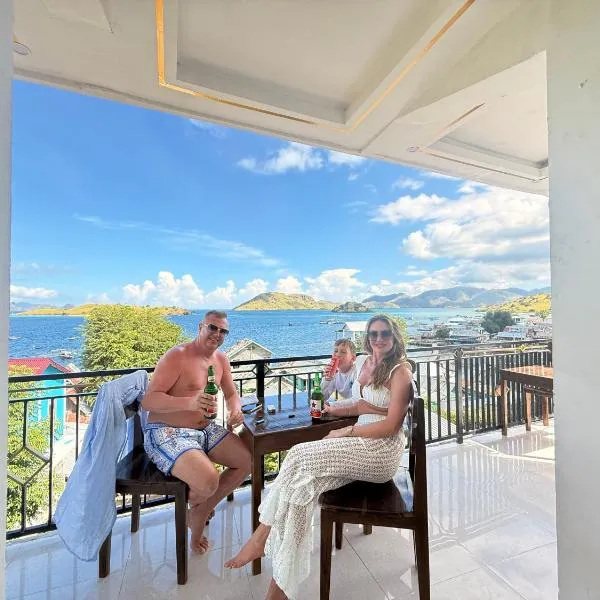 Dua Putri Komodo Homestay, hotel a Komodo