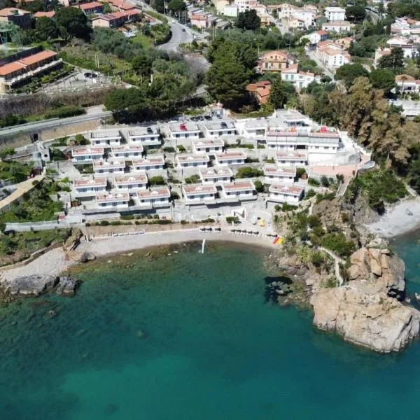 Blue Bay, hotel di Cefalù