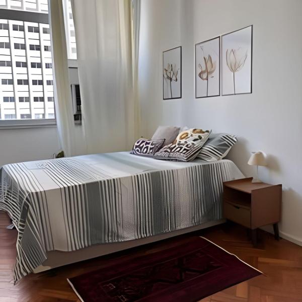 Lindo Quarto e sala em frente metro da Carioca - Foto 2