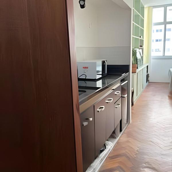 Lindo Quarto e sala em frente metro da Carioca - Foto 4