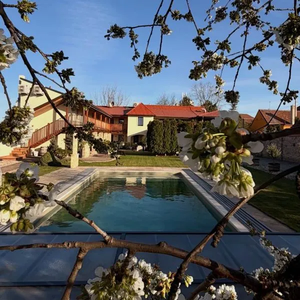 Hotel Garni Klaret, hôtel à Valtice