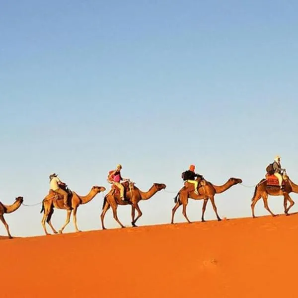 Luxury Traditional Sahara Package, hotel a Merzouga