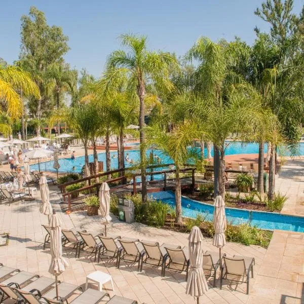 Los Pinos Resort & Spa Termal All Inclusive, hotel in Termas de Río Hondo