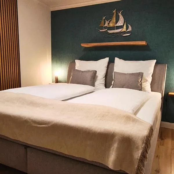 Nordseezimmer Koje - WLAN, Parkplatz, eigenes Bad, Fahrradschuppen, Rollladen, Hotel in Otterndorf