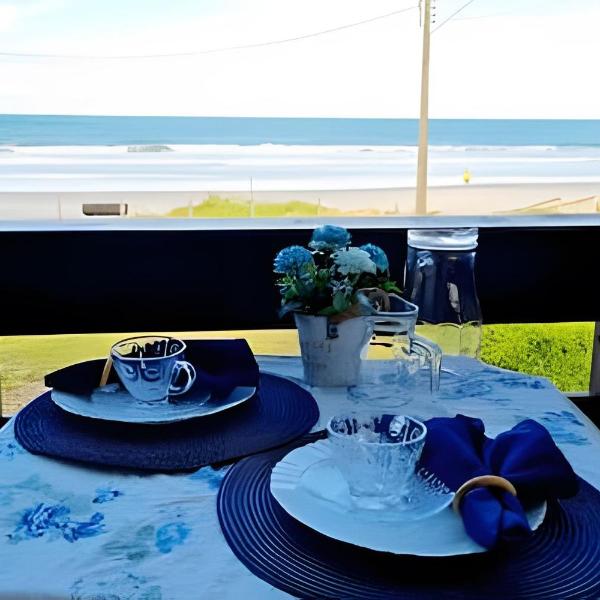 Casa Pé na areia Itapoá-SC 35 metros da praia com vista para o mar