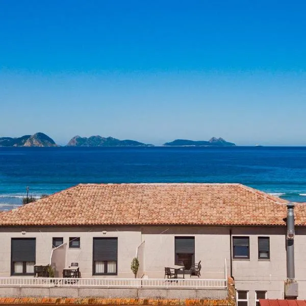 Hostal Montevideo Camino De Santiago & Beachfront, hotel v destinaci Nigrán