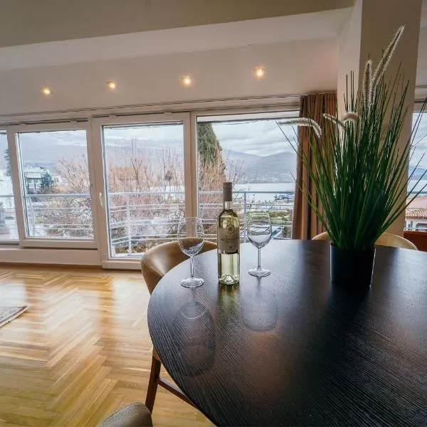 Grand Luxury City Square Apartment & Premium Lakeview, hotel Ohridban