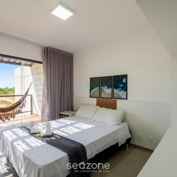 Casa espaçosa em Condo. c/ Piscina CAI0211