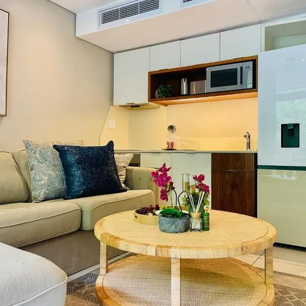 320 Zimbali Suites, hotel i Ballito