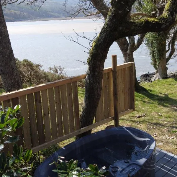 The Waterline Cabin Hot Tub & Sauna, hotel v destinácii Barmouth