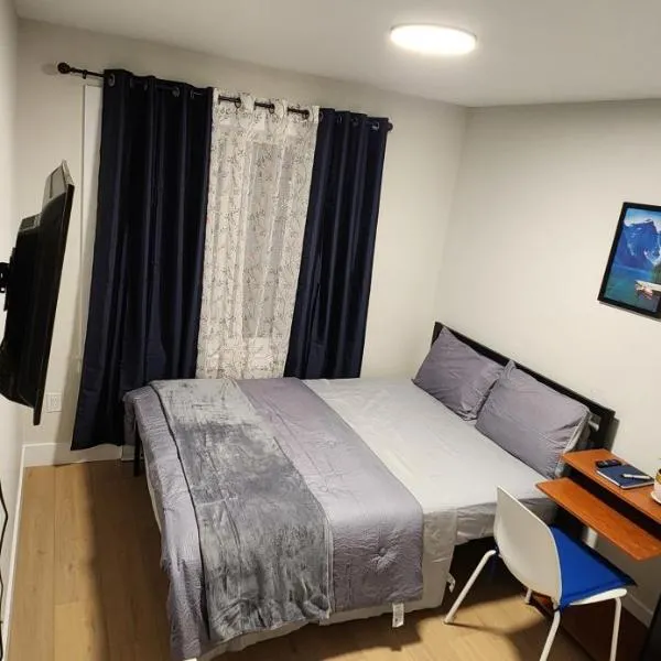 The Northlander room at Hina's home, Hotel in Halifax