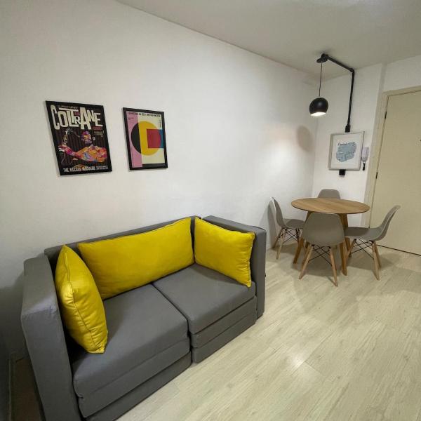 Charmoso Apartamento 2 dorms - próximo a USP e Parque Villa Lobos