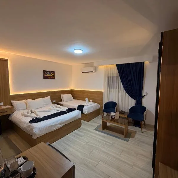 Kanz pyramids view inn, hotelli Kairossa