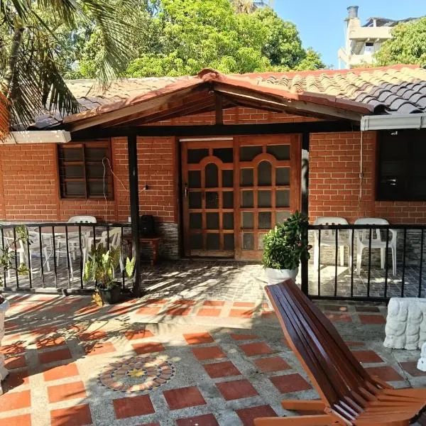 Cabaña Florez – hotel w mieście Santa Marta