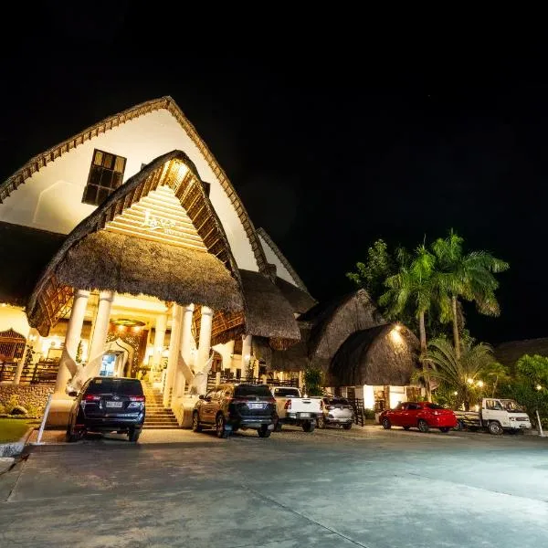 Java Hotel โรงแรมในลาวัก
