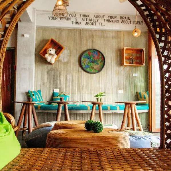 Happiness Hostel El Nido, хотел в Ел Нидо