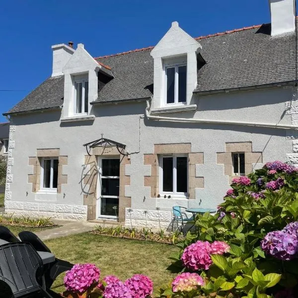 Charmante maison rénovée Proche plage,port,clos, hôtel à Lézardrieux