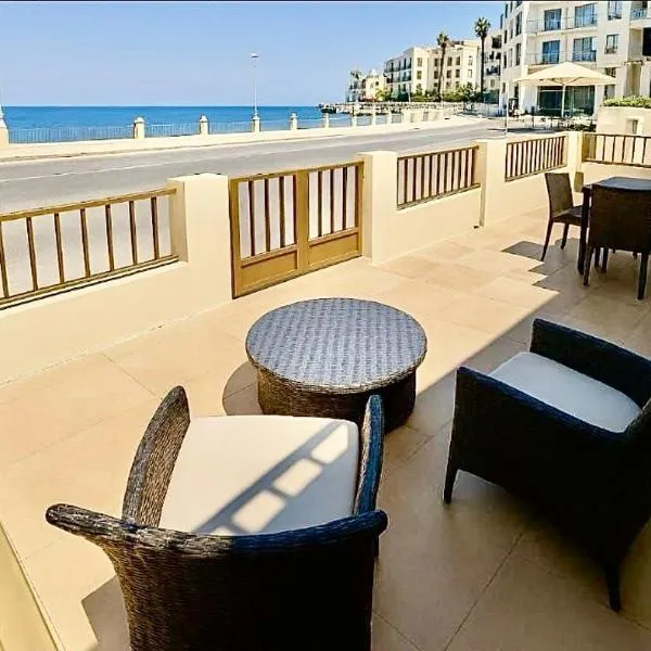 Spacious Bugibba Seafront Home Free Parking Free WiFi, Hotel in St Paul's Bay