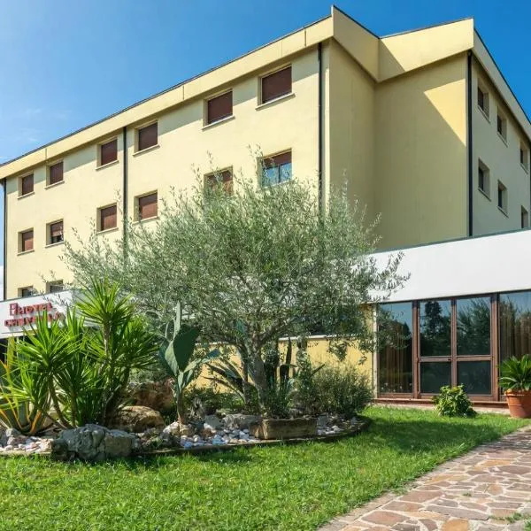 Hotel Castello Artemide Congressi, hotel Castel San Pietro Termében