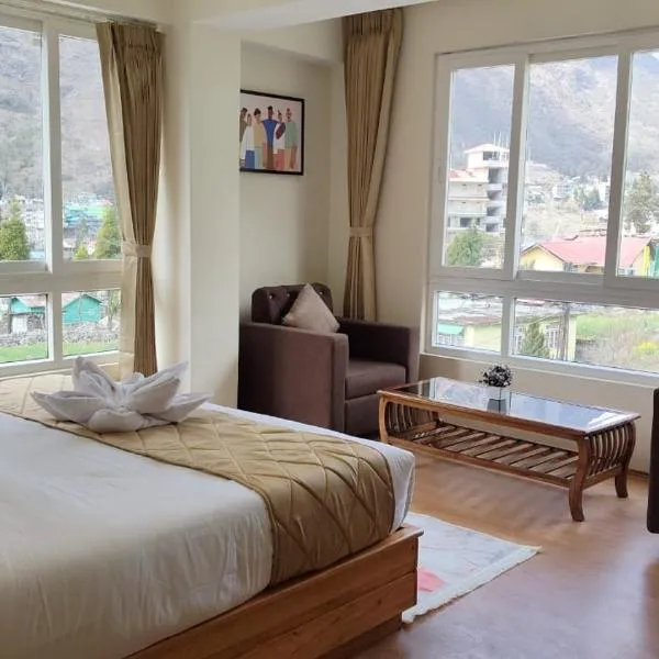 Divine's The Elite Zong, отель в городе Лачунг