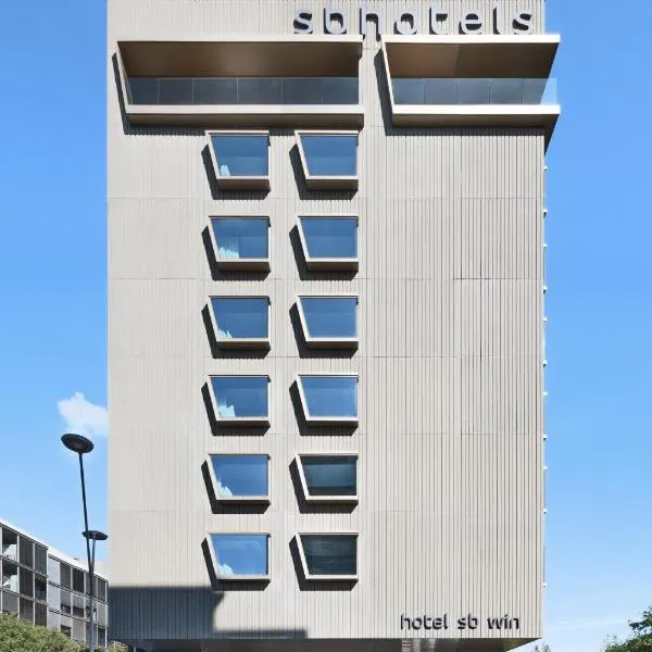 Hotel SB Win 4 Sup, Hotel in Sant Feliu de Llobregat
