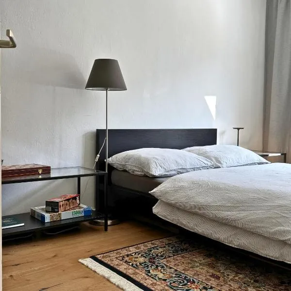 Cozy Private Room in Great Location, hotel en Berlín