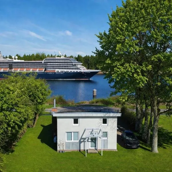 Das Weichenhaus direkt am Nord-Ostsee-Kanal, hotel v destinaci Breiholz
