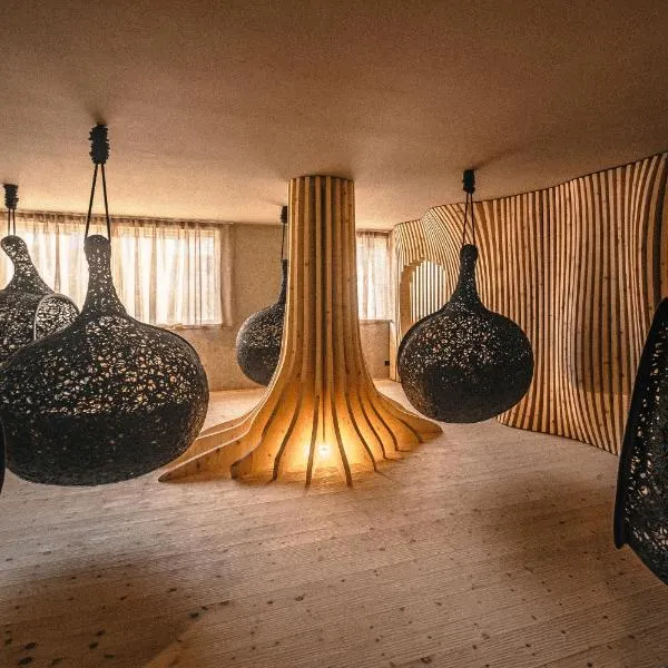 Cristallo Sport & Wellness Hotel, hotel u gradu Leviko Terme