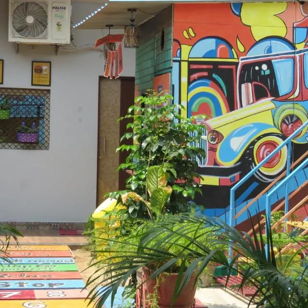 Hashtag Traveler's Varanasi Hostel & Cafe, Hotel in Varanasi