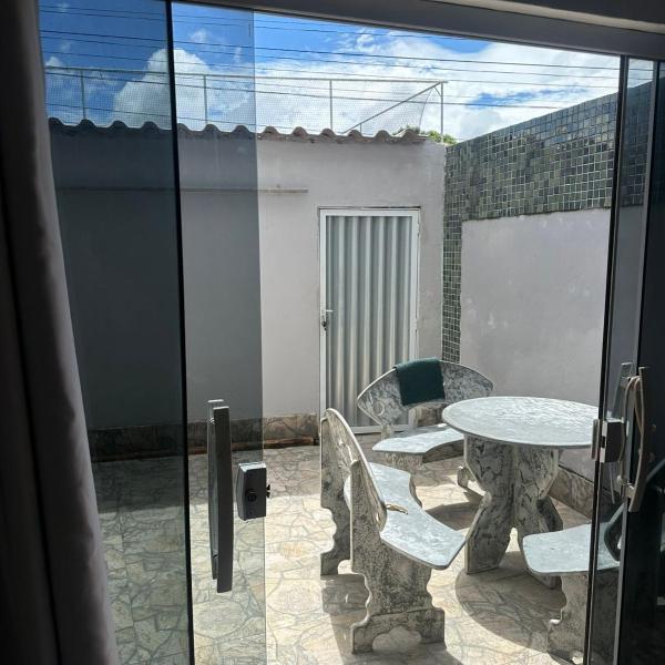 Casa em Cabo Frio com área externa, churrasqueira e chuveirão