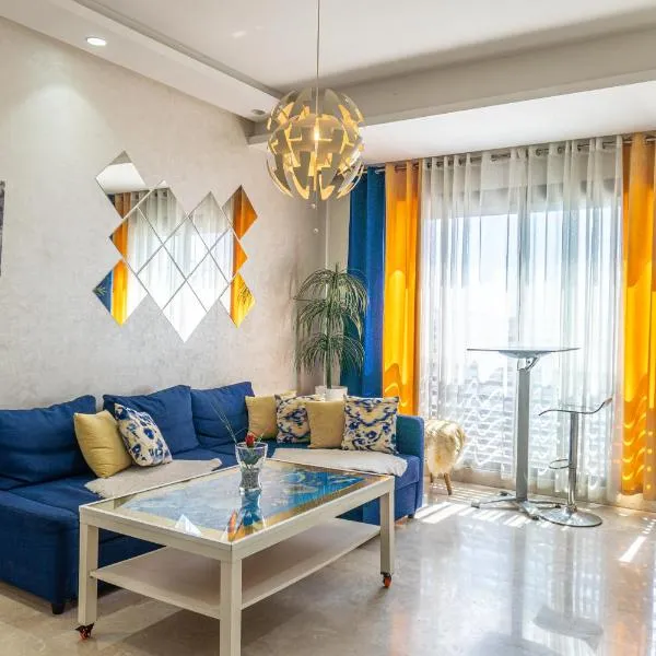 Studio Lumineux Gare Casa Voyageurs 2 min WiFi Fibre Calme, hotell i Casablanca